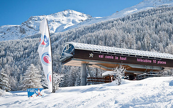 Skiing in Val Cenis
