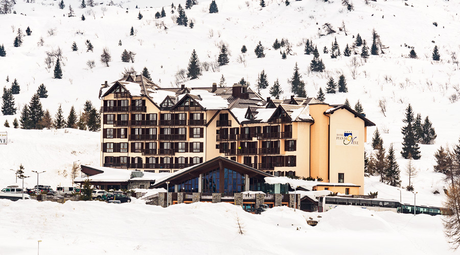 Hotel Piandineve | School ski trips to Tonale in Italy