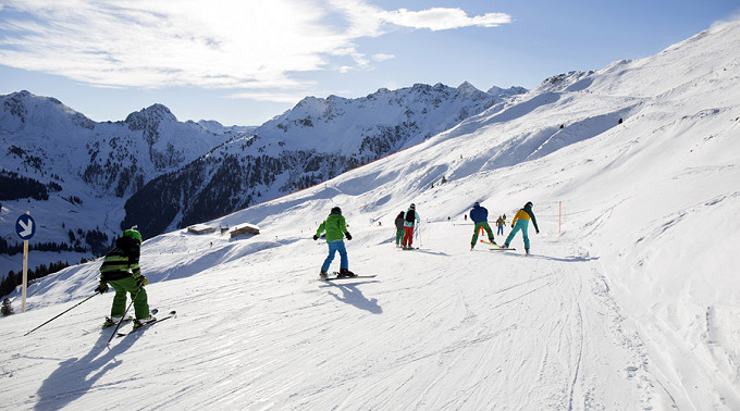 10 benefits of a school ski trip beyond skiing