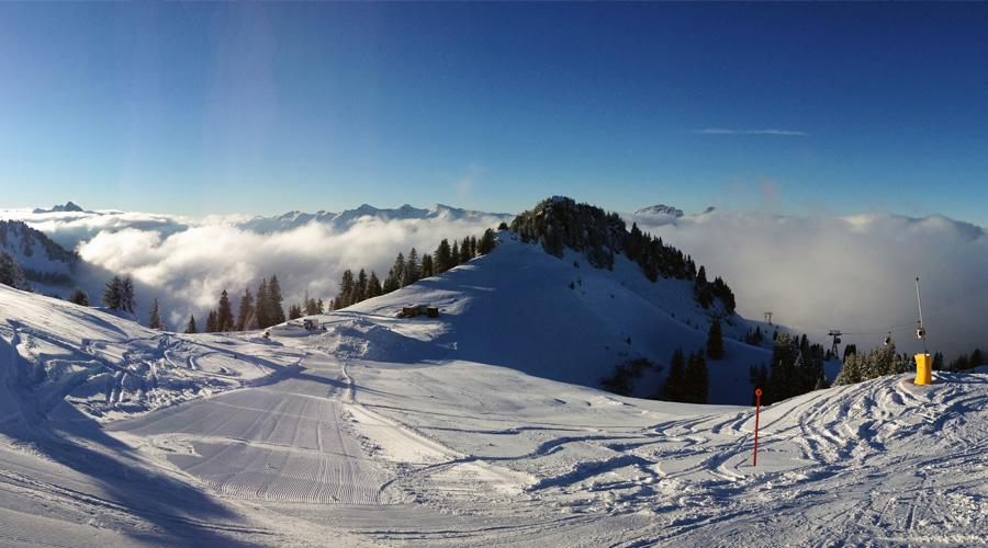 Skiing in Bernese Oberland - Gstaad