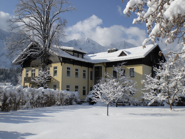 school ski house in Dachstein-West