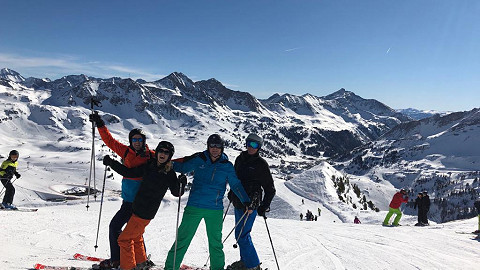 student skiing in Austria