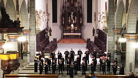 A performance on their choir tour in Venice for Tim Knight's ensemble